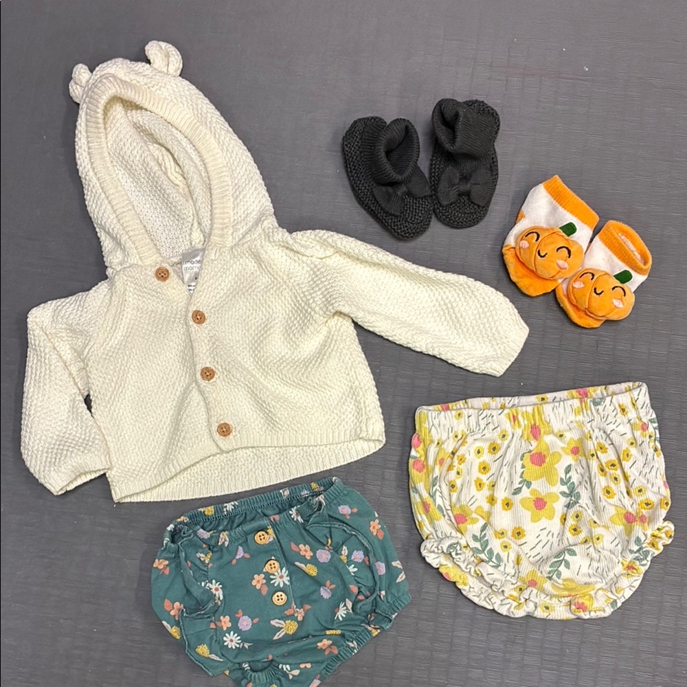 Jessica Simpson Cream Hooded Knit Baby Jacket with Bear Ears